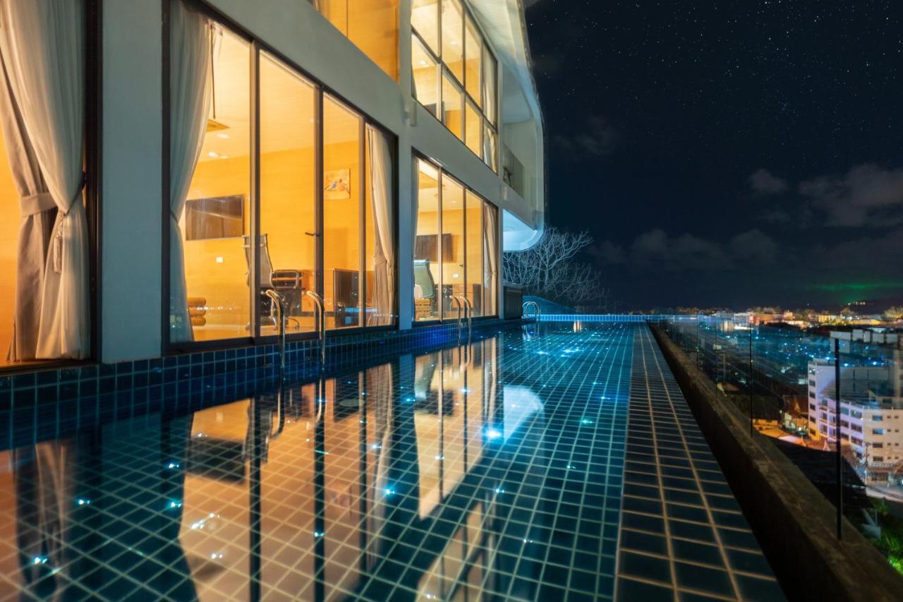 Three Monkeys Villas Patong Exteriör bild