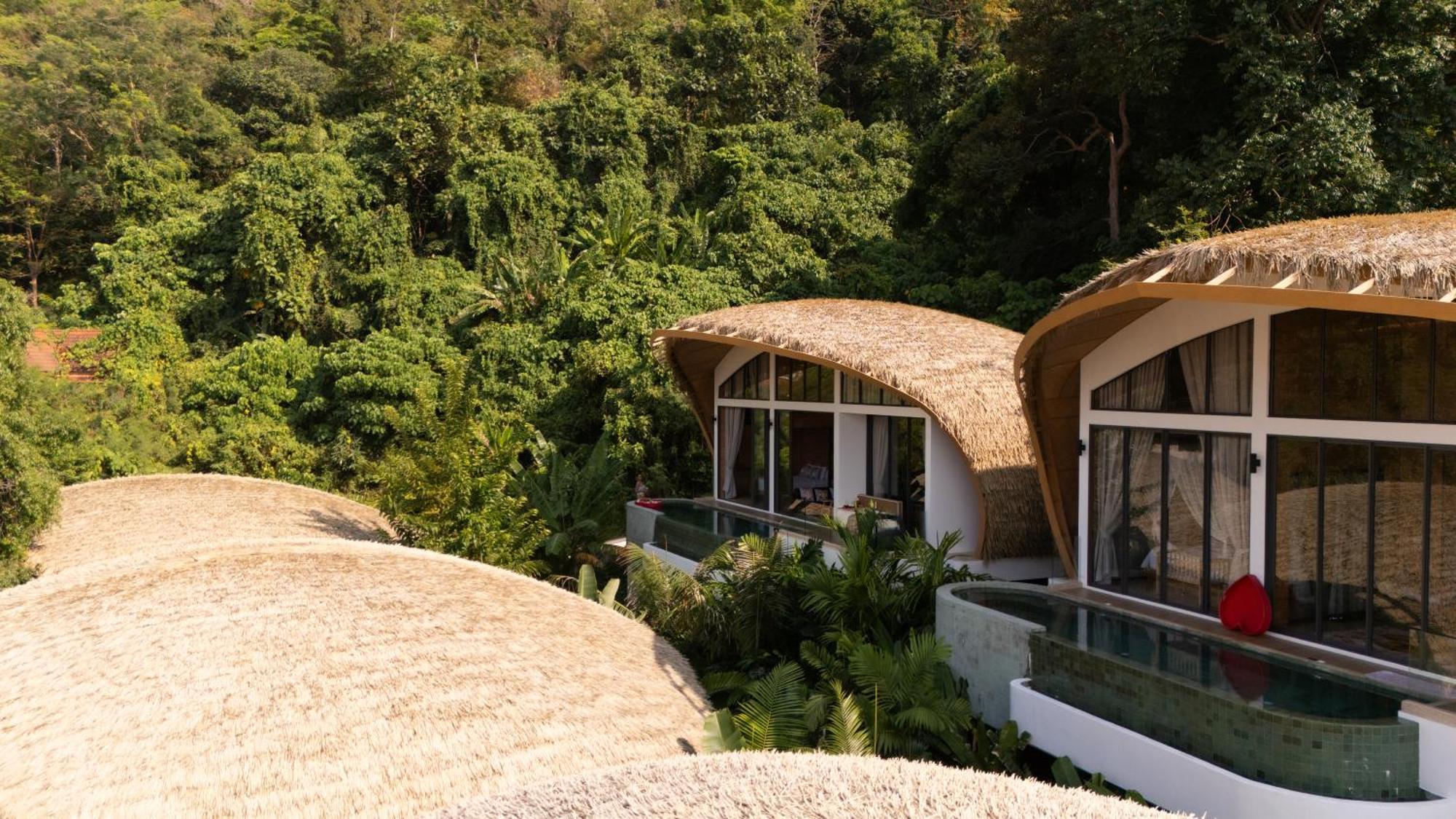 Three Monkeys Villas Patong Exteriör bild